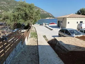 Ilianthos & فندق ميكروس جيالوس