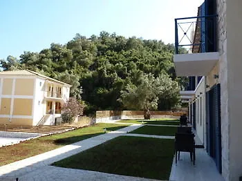 Ilianthos & فندق 4*