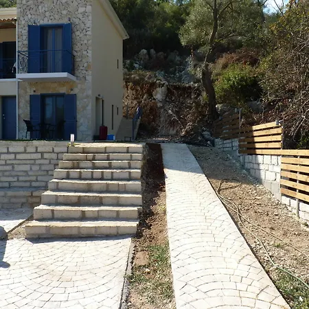 Ilianthos & فندق 4*